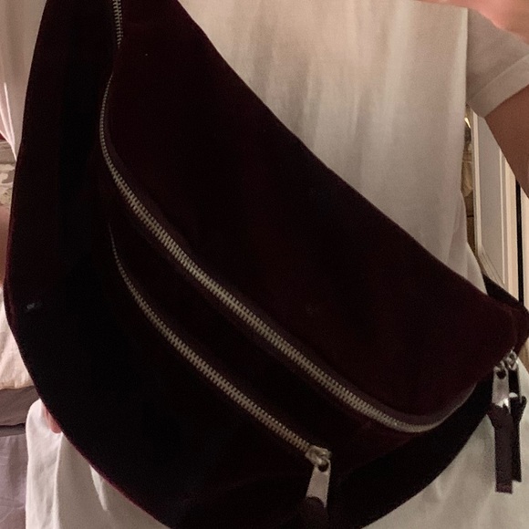 Large Fanny Velvet Pack. Burgundy colour, so cool & different. Fits a ton! - Picture 4 of 7